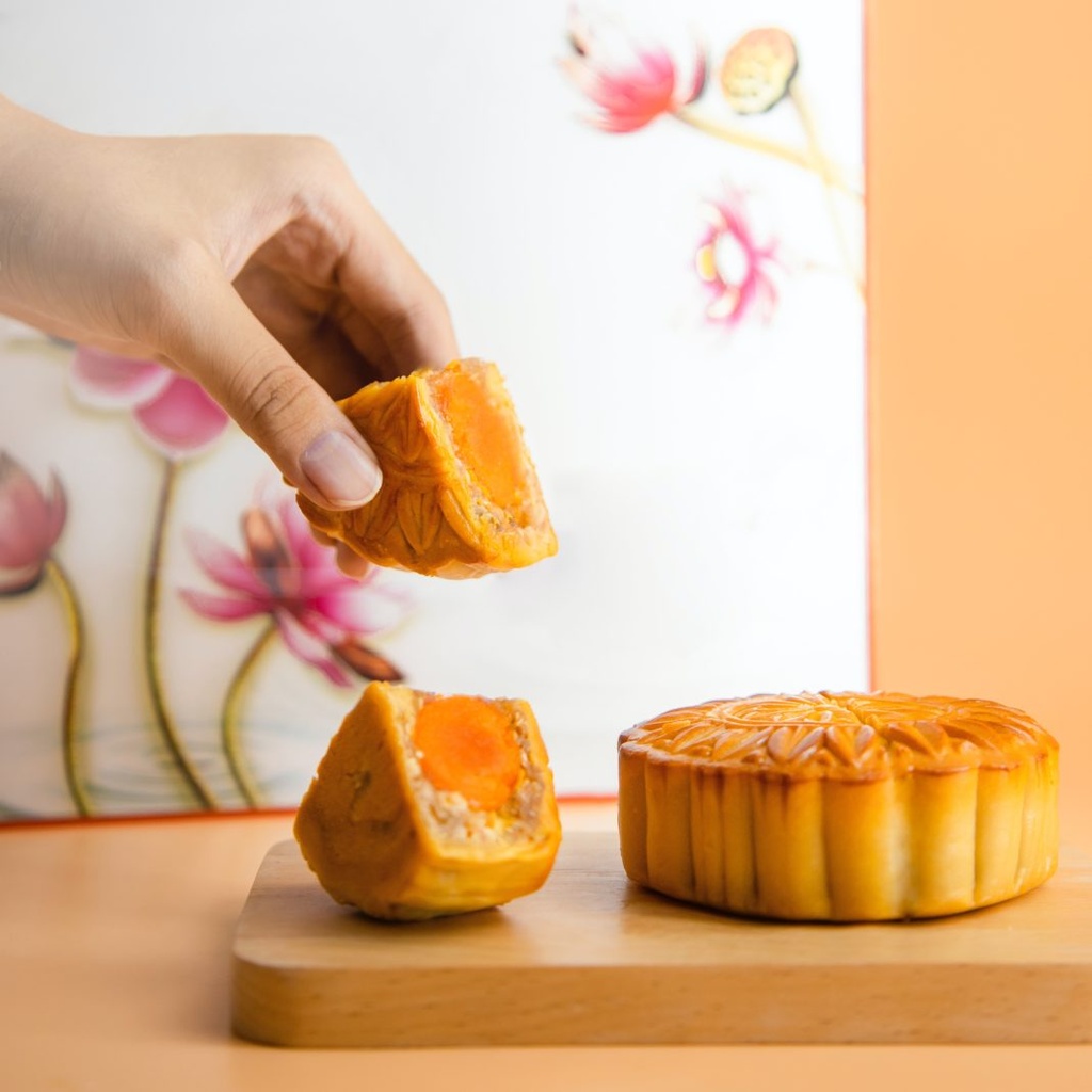 Good Morning - Moon Cake Pineapple