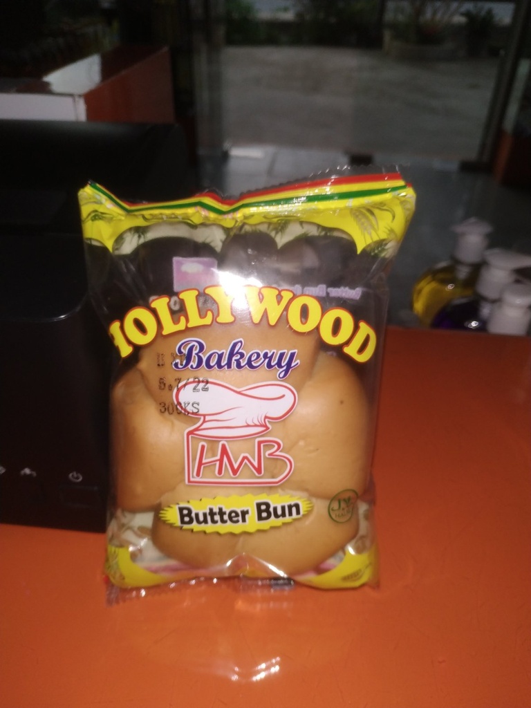 HollyWood - Yellow Bean Bun (35g) ပဲဝါပေါင်မုန့်