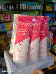 POND'S - Bright Perfect - Special Edition - Facial Foam (120g) - Pink