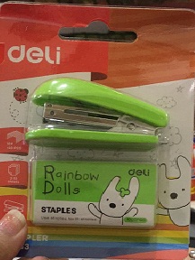 Deli - Stapler with staples pin