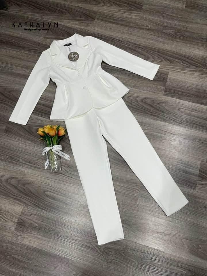 DressUp - Kathalynn brand white coat oneset (L size)